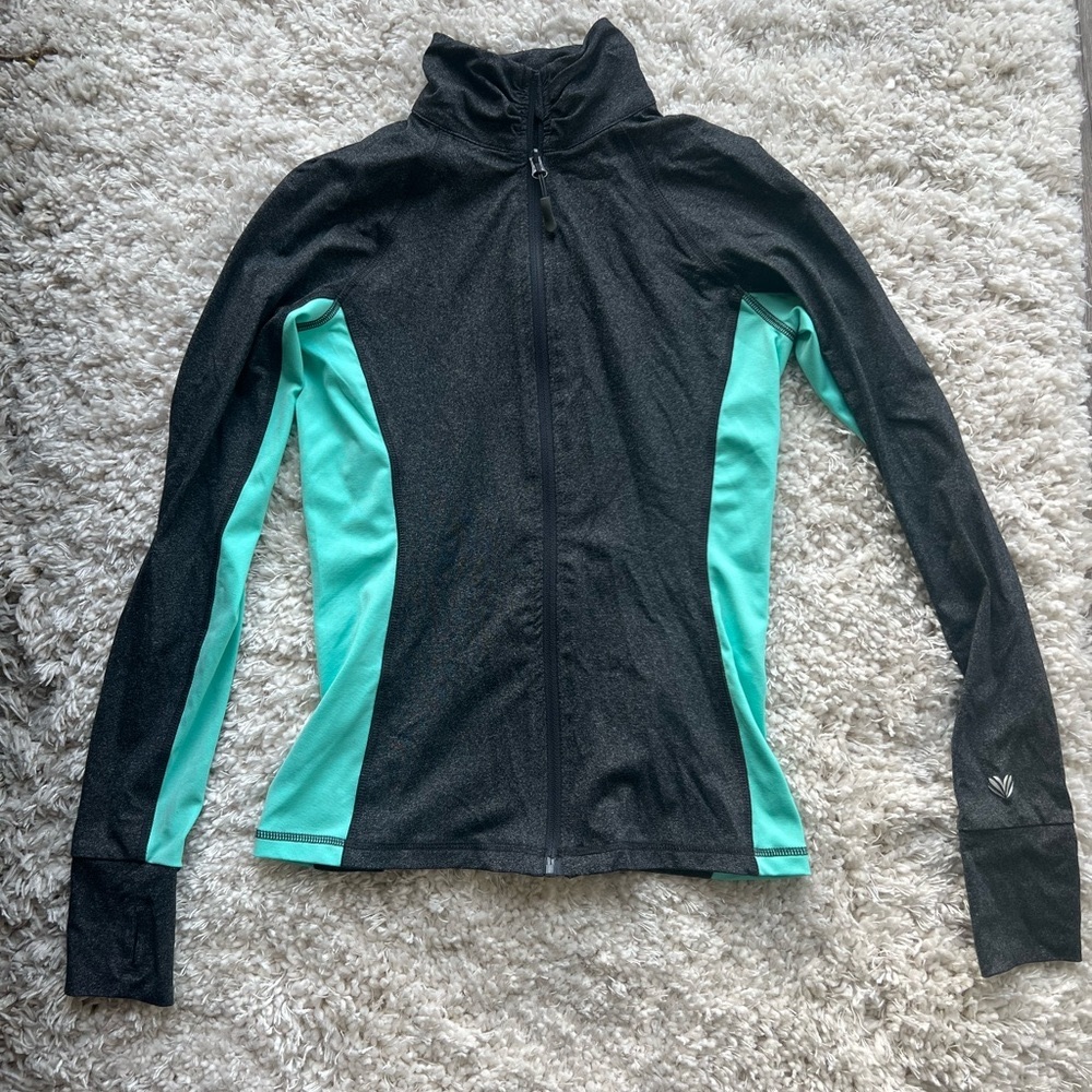 Grey and teal activewear jacket size small